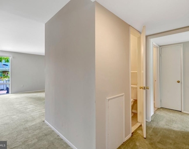 515 Wilson Bridge Drive - Photo Thumbnail 18