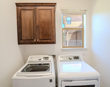 121 Feritti Dr - Photo Thumbnail 22