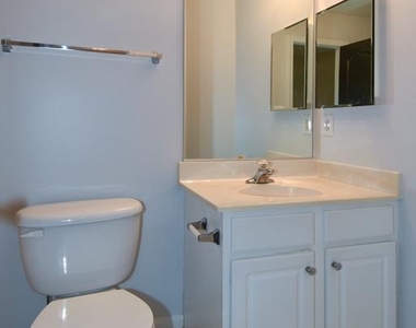 15511 Kennett Square Way - Photo Thumbnail 35