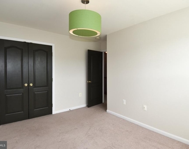 15511 Kennett Square Way - Photo Thumbnail 29