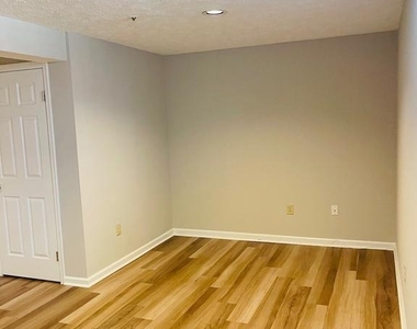 4462 Regalwood Terrace - Photo Thumbnail 30