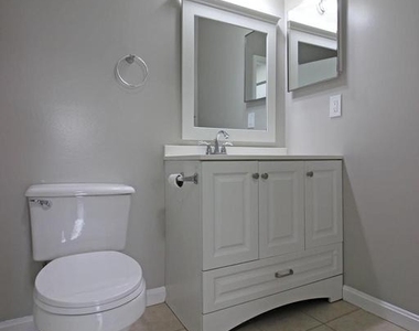 7939 Otter Cove Court - Photo Thumbnail 24
