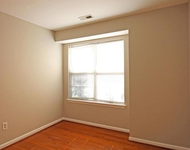 7939 Otter Cove Court - Photo Thumbnail 11