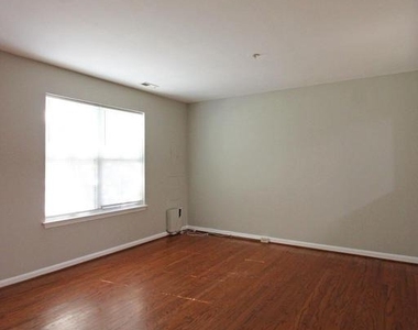7939 Otter Cove Court - Photo Thumbnail 3