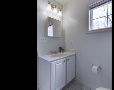 152 Moore Drive - Photo Thumbnail 19