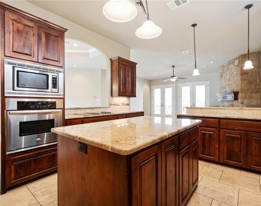 1 Chandon Ln - Photo Thumbnail 7