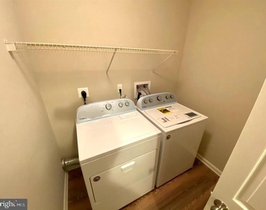 18003 Cloppers Mill Terrace - Photo Thumbnail 9