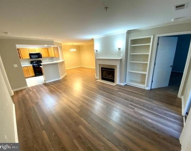 18003 Cloppers Mill Terrace - Photo Thumbnail 2