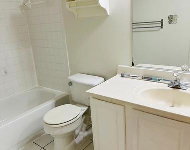 262 Fountain Green Lane - Photo Thumbnail 10