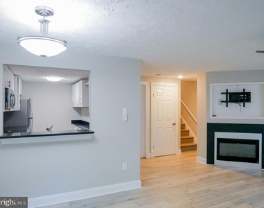 13493 Demetrias Way - Photo Thumbnail 18