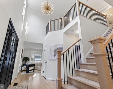 5811 Johnson Avenue - Photo Thumbnail 4