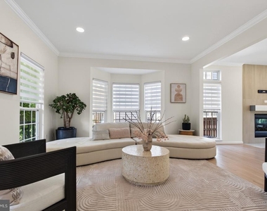 5811 Johnson Avenue - Photo Thumbnail 6