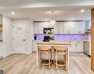 5811 Johnson Avenue - Photo Thumbnail 39