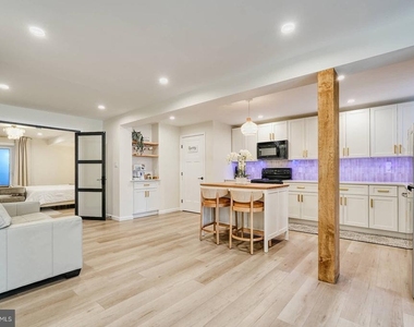 5811 Johnson Avenue - Photo Thumbnail 36