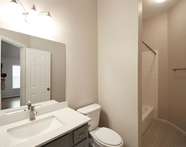 3608 Pine Needle Cir - Photo Thumbnail 17