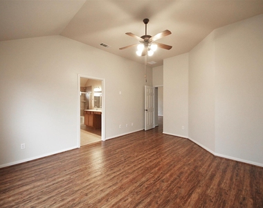 3608 Pine Needle Cir - Photo Thumbnail 11