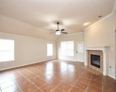 3608 Pine Needle Cir - Photo Thumbnail 9