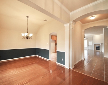 3608 Pine Needle Cir - Photo Thumbnail 6