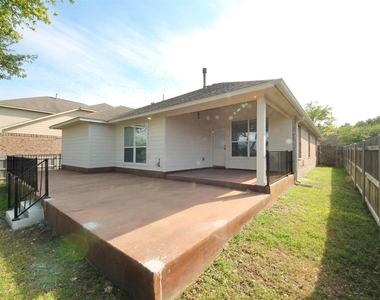 3608 Pine Needle Cir - Photo Thumbnail 3