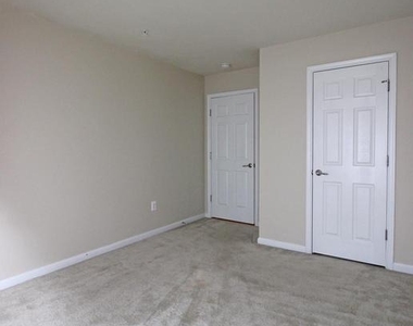 11518 Amherst Avenue - Photo Thumbnail 30