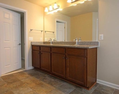 11518 Amherst Avenue - Photo Thumbnail 35