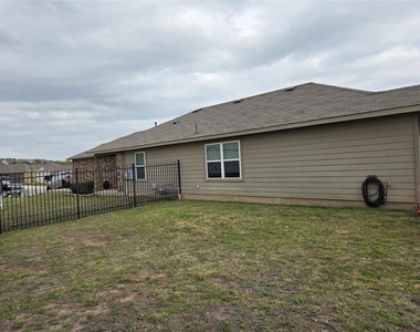 108 Blue Sage Dr - Photo Thumbnail 18