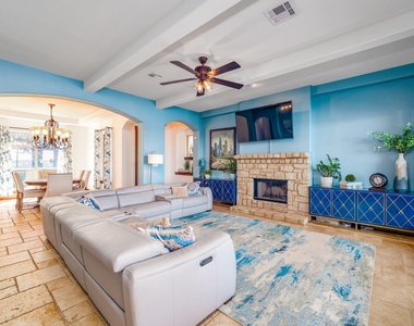 2802 Lohmans Ford Rd - Photo Thumbnail 10