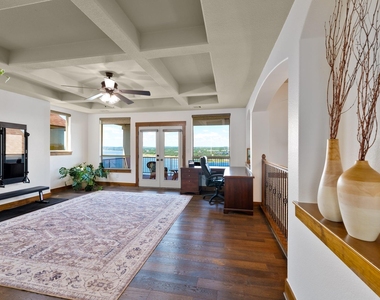 2802 Lohmans Ford Rd - Photo Thumbnail 26