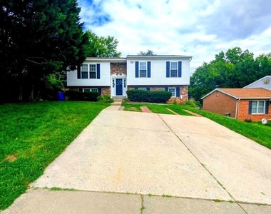 5975 Augustine Avenue - Photo Thumbnail 1