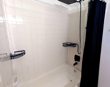 5975 Augustine Avenue - Photo Thumbnail 24
