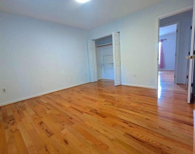 5975 Augustine Avenue - Photo Thumbnail 17