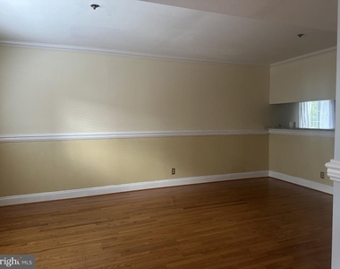 4916 Columbia Road - Photo Thumbnail 5