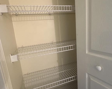 4916 Columbia Road - Photo Thumbnail 14