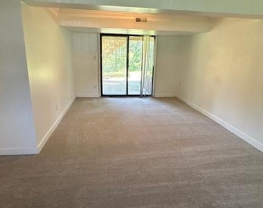 9433 Wandering Way - Photo Thumbnail 20