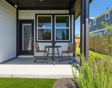 2428 Ekvall Dr - Photo Thumbnail 25