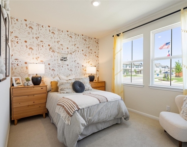 2428 Ekvall Dr - Photo Thumbnail 11