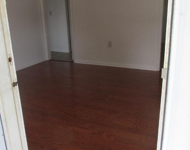 118 Weber Street - Photo Thumbnail 2