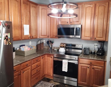 107 Swallow Pointe Court - Photo Thumbnail 2