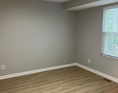 13750 Summer Place - Photo Thumbnail 14