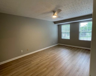 13750 Summer Place - Photo Thumbnail 17