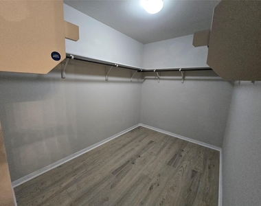 10303 Tildon Ave - Photo Thumbnail 15