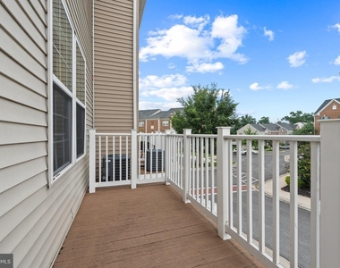 306 Paladium Court - Photo Thumbnail 25