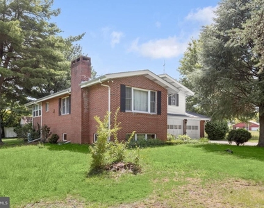 4816 Bucks School House Road - Photo Thumbnail 6