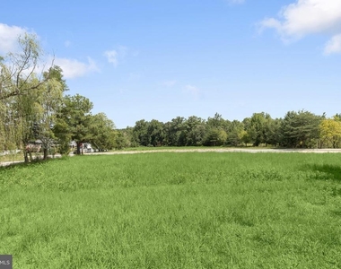 4816 Bucks School House Road - Photo Thumbnail 7