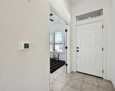 12613 Stanford Dr - Photo Thumbnail 4