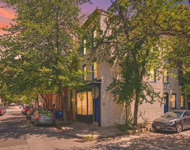 211 Penn Street - Photo Thumbnail 33