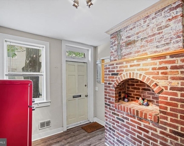 211 Penn Street - Photo Thumbnail 32