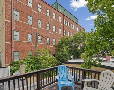 211 Penn Street - Photo Thumbnail 30