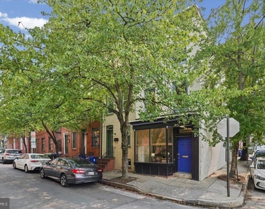 211 Penn Street - Photo Thumbnail 1