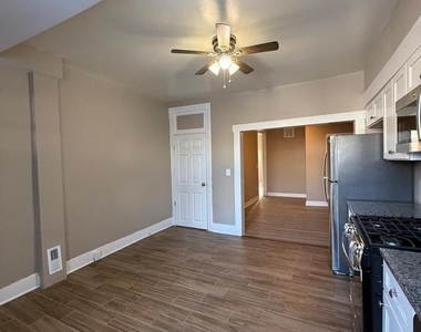 2424 E Chase Street - Photo Thumbnail 15